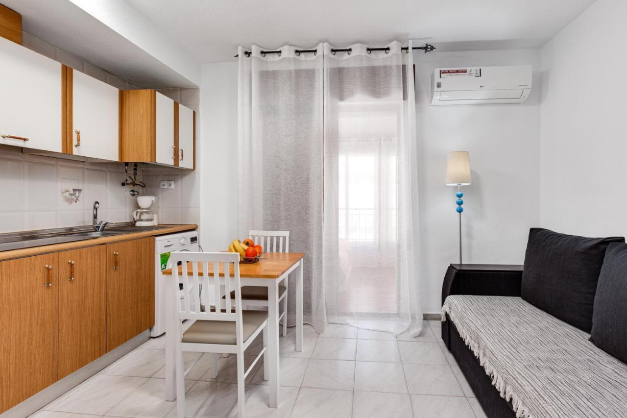 Estudio Joven Pura Torrevieja Extérieur photo