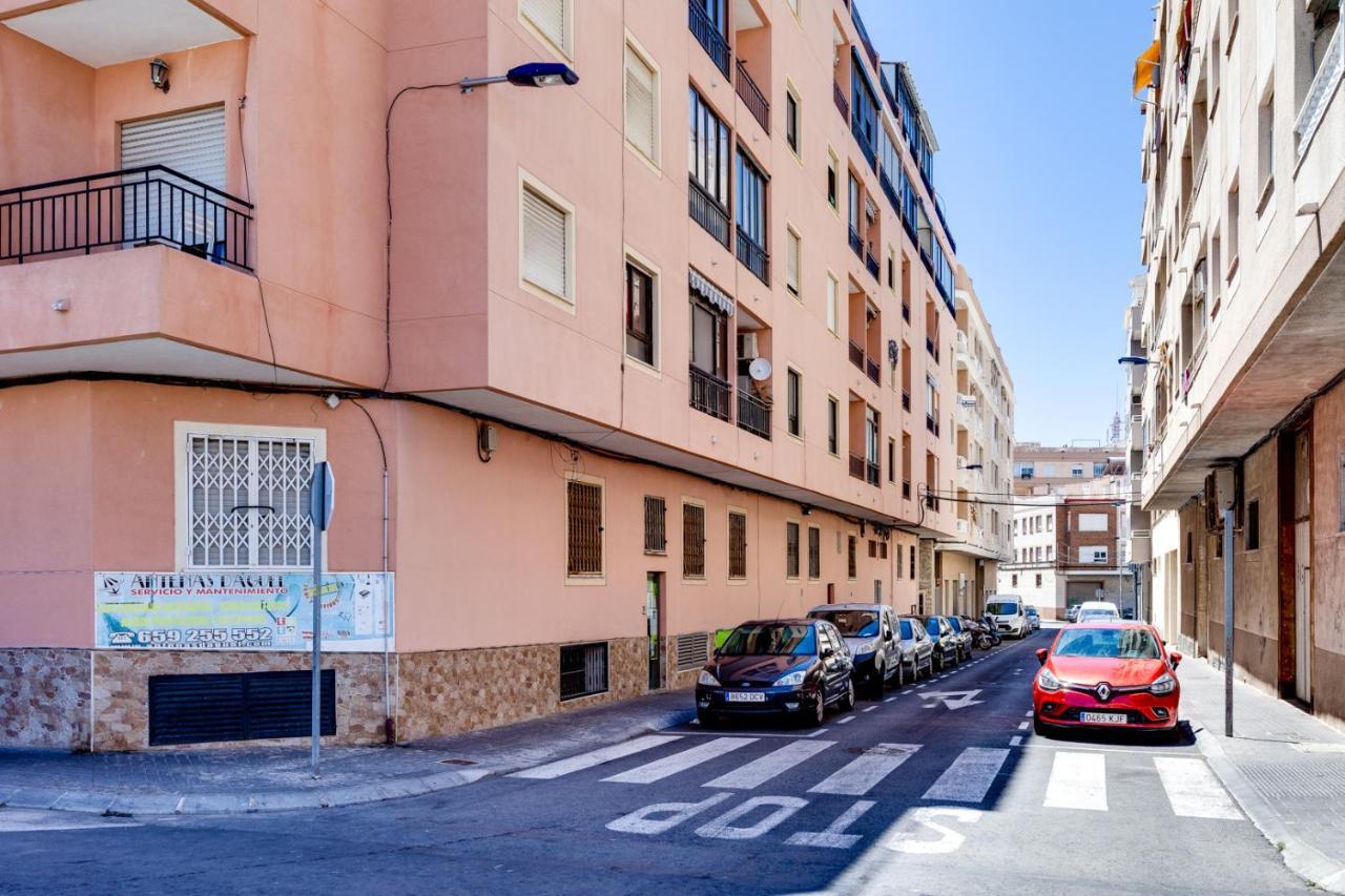 Estudio Joven Pura Torrevieja Extérieur photo